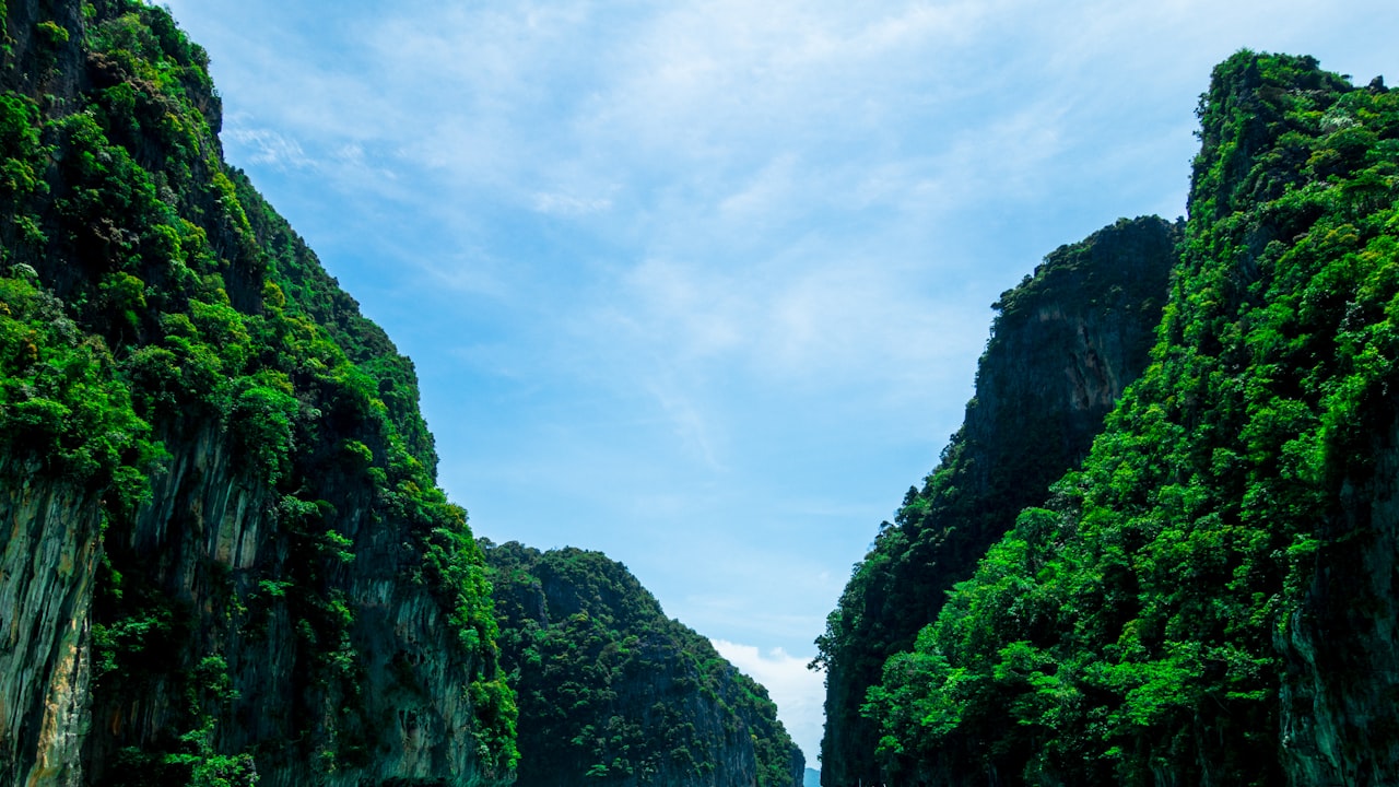 西藏旅游攻略：探寻神秘之地的风景与文化插图1